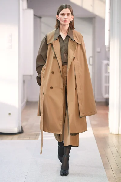 Look 6